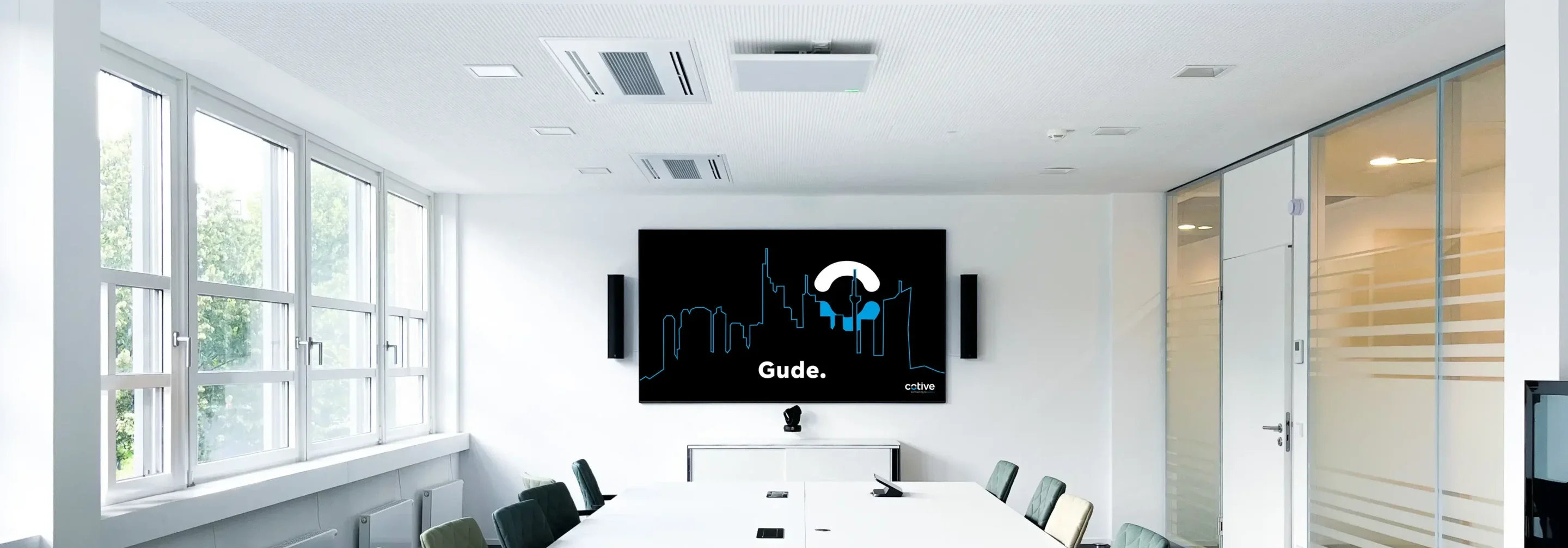 Referenz-Cover_maincubes_mit_Logo